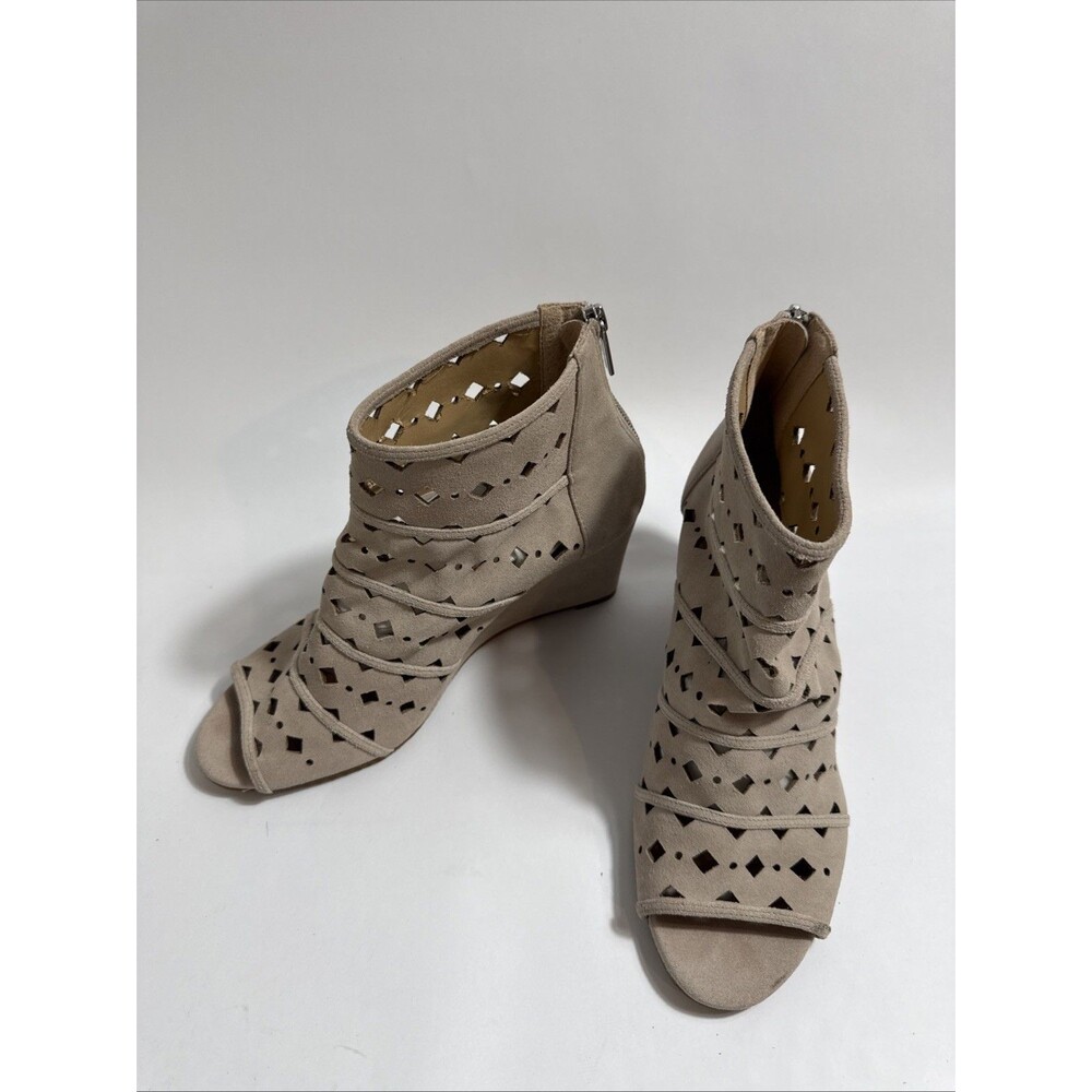 Michael Kors Ankle Boots Womens 9 Beige Diamond Pattern 3” Wedge